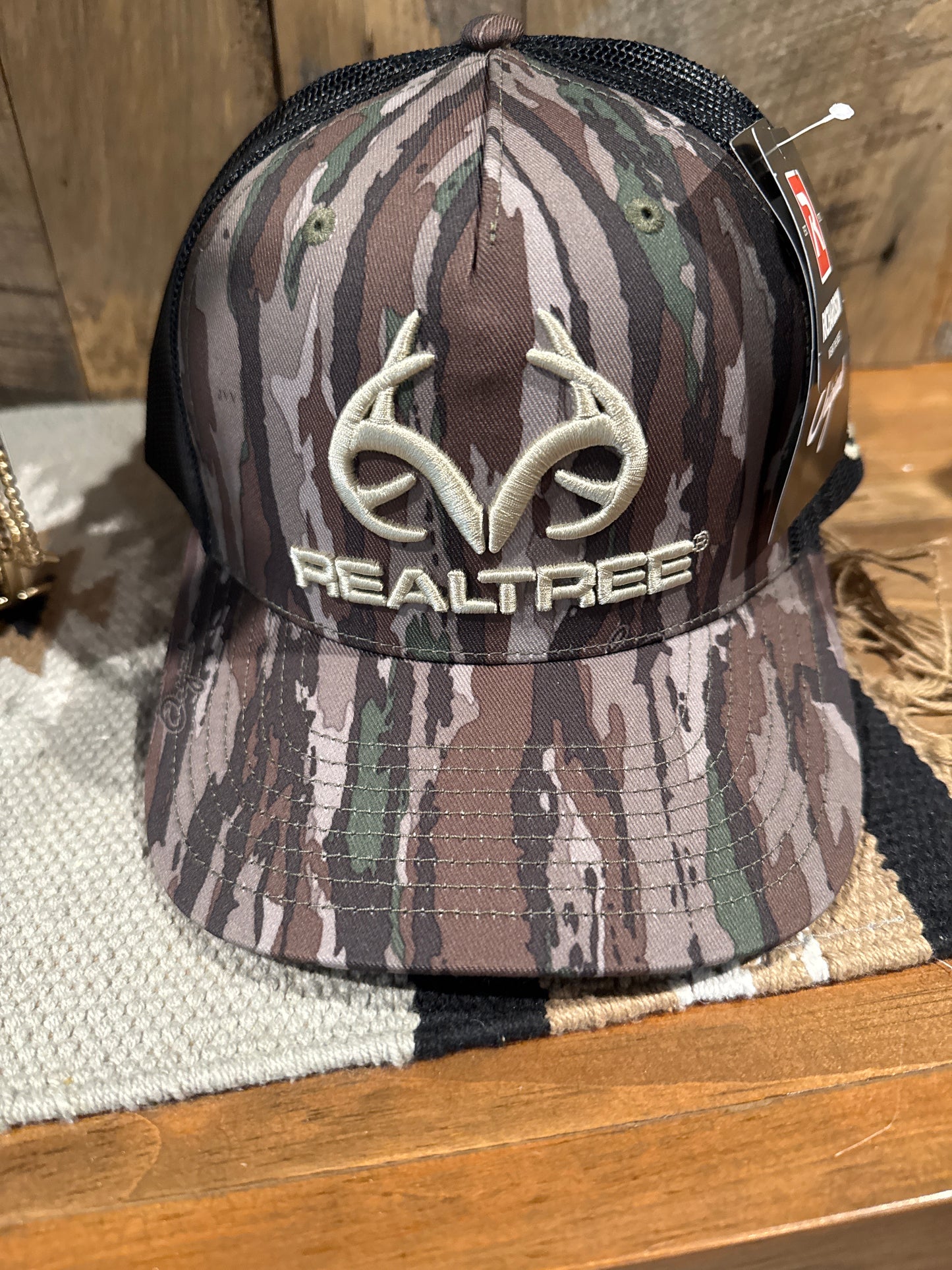 Realtree OG Mesh Trucker Hat